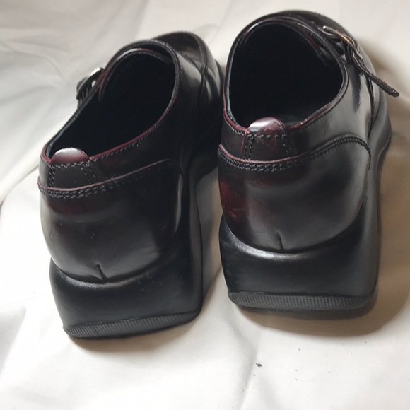 Dansko Dark Maroon leather loafer - Picture 3 of 6